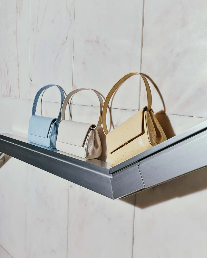 Ikon Clutch - ostrich butter yellow - Image 5