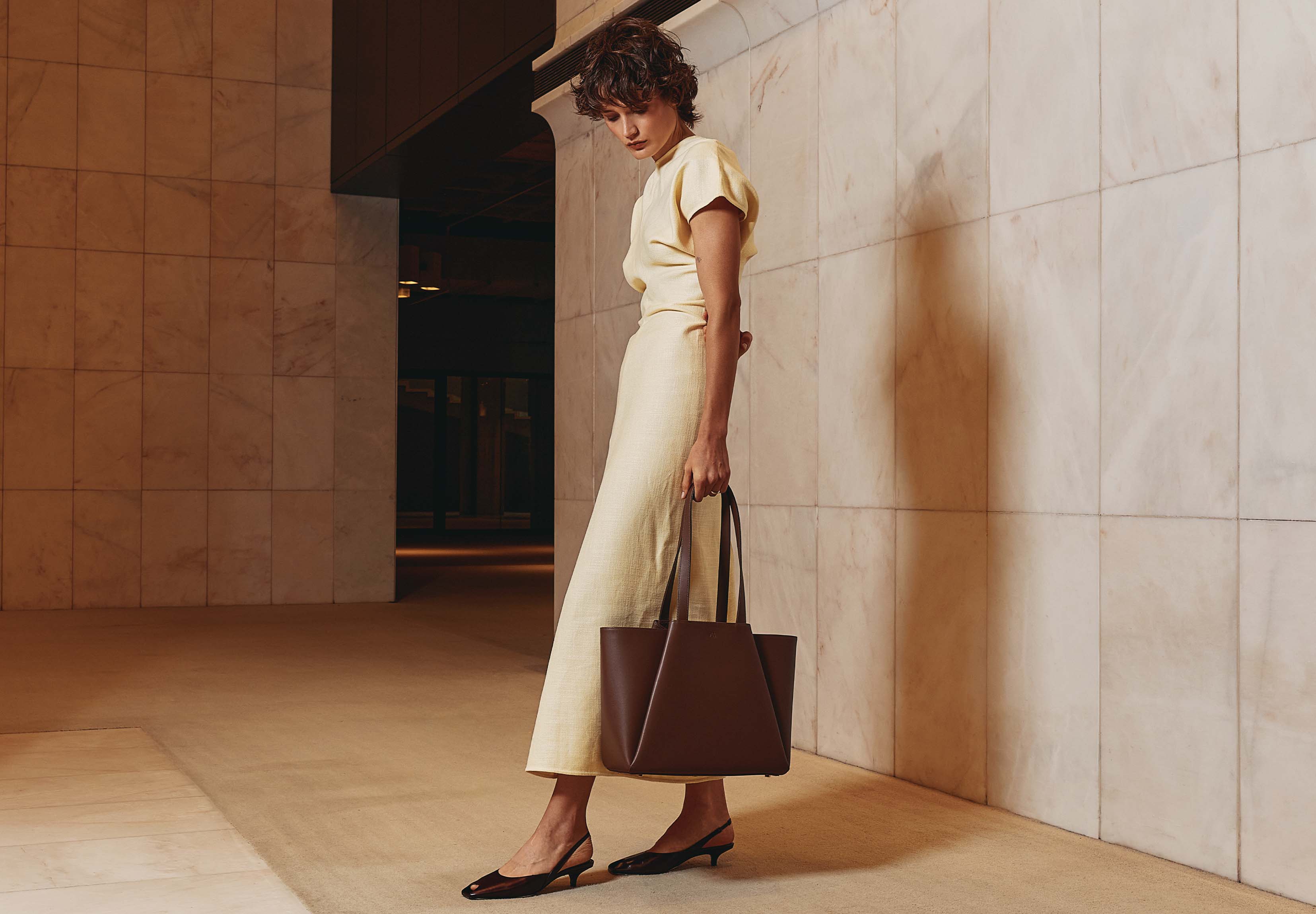 Midi Pyramid - mocha brown - Image 4
